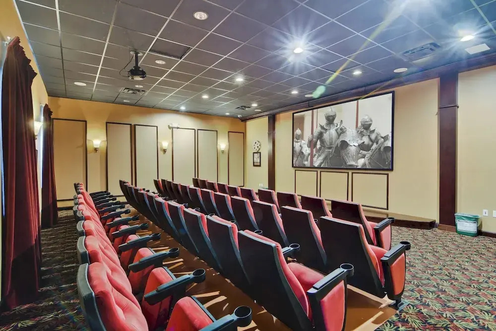 Theatre & Games - Luxe Resort +10 Min Disney +pets