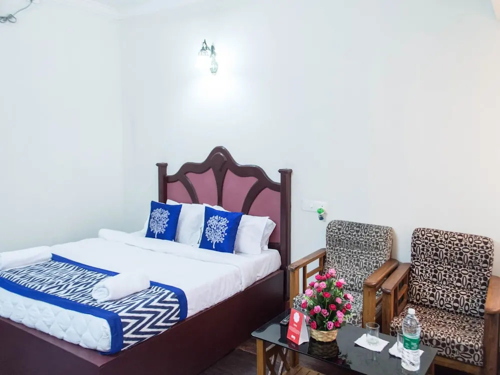 OYO 5237 Island Lake Resort