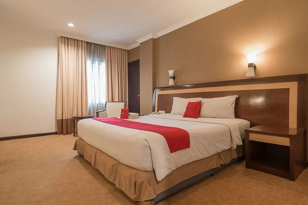 RedDoorz Premium Syariah @ Semarang City Center