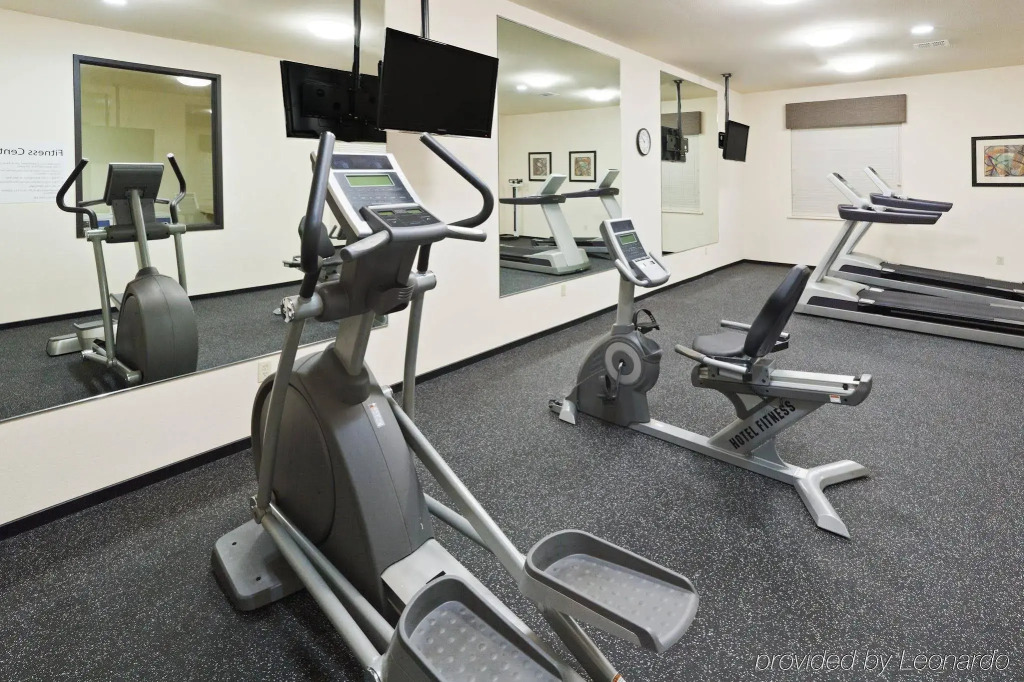Holiday Inn Express & Suites Oklahoma City NW - Quail Springs by IHG