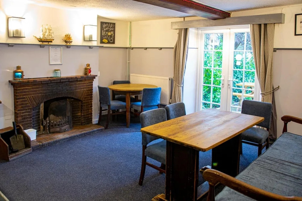 Sutton Staithe Hotel
