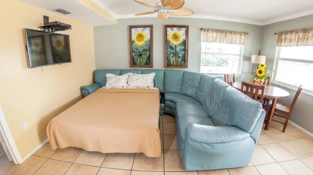 Suntan Terrace