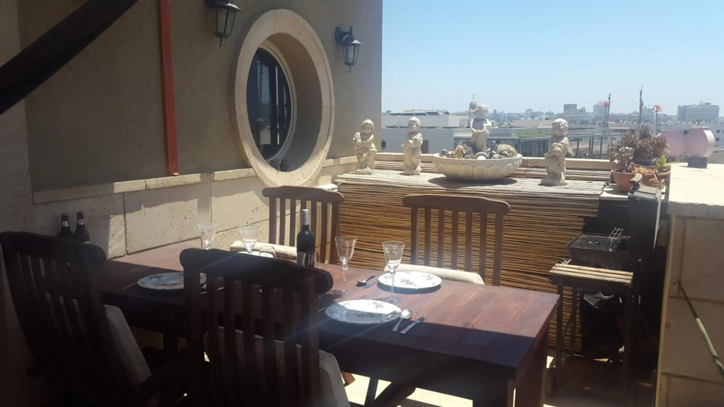 Jaffa Family Penthouse, sea front , 3BR, 2BA,