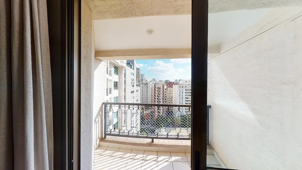 Itaim Special Cozy 2 BR in Vila Olimpia