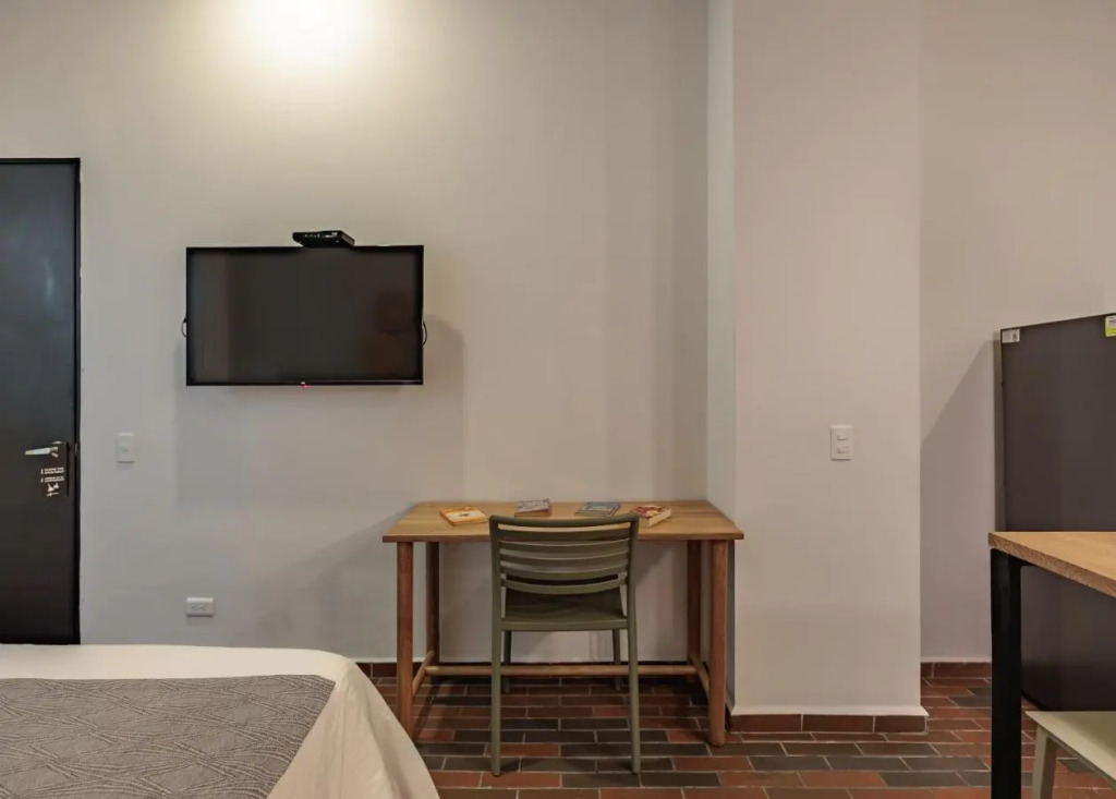 The Somos Flats Laureles