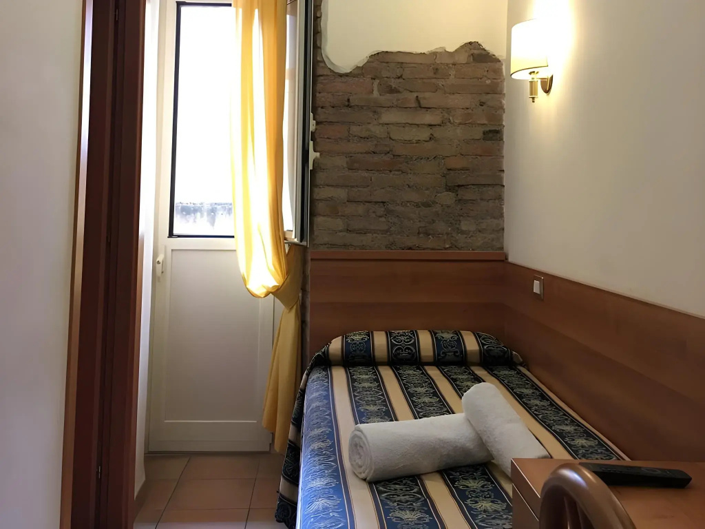 Hotel Bolognese