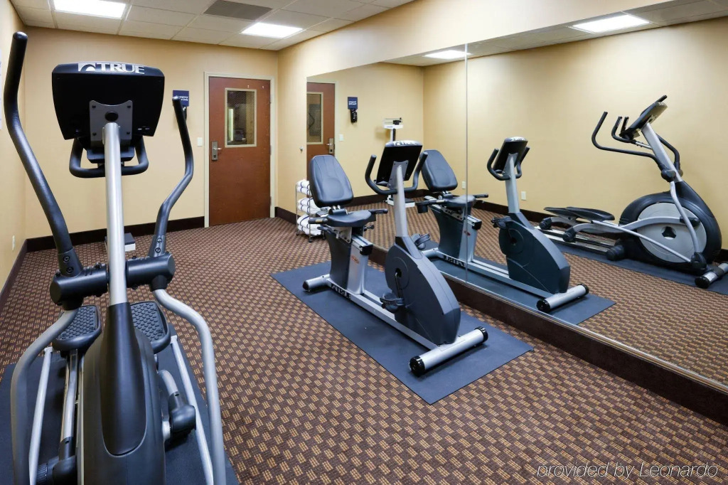 Holiday Inn Express & Suites Somerset Central by IHG