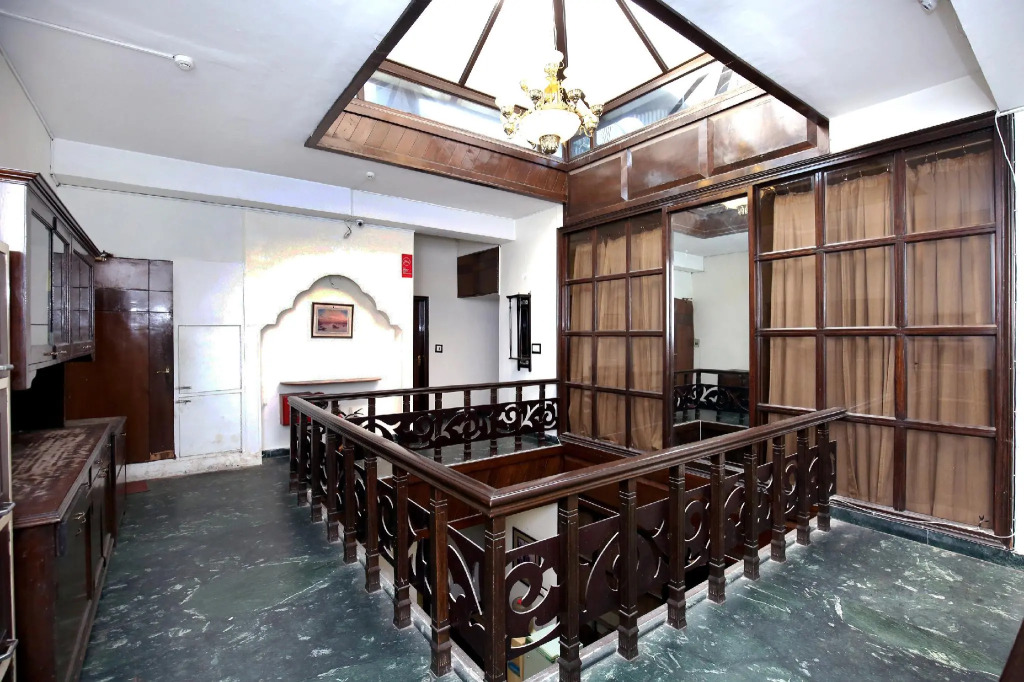 OYO 3987 Hotel Multitech