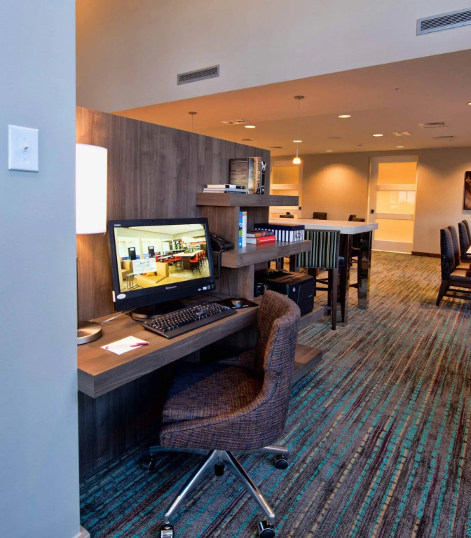Courtyard by Marriott Omaha Aksarben Village