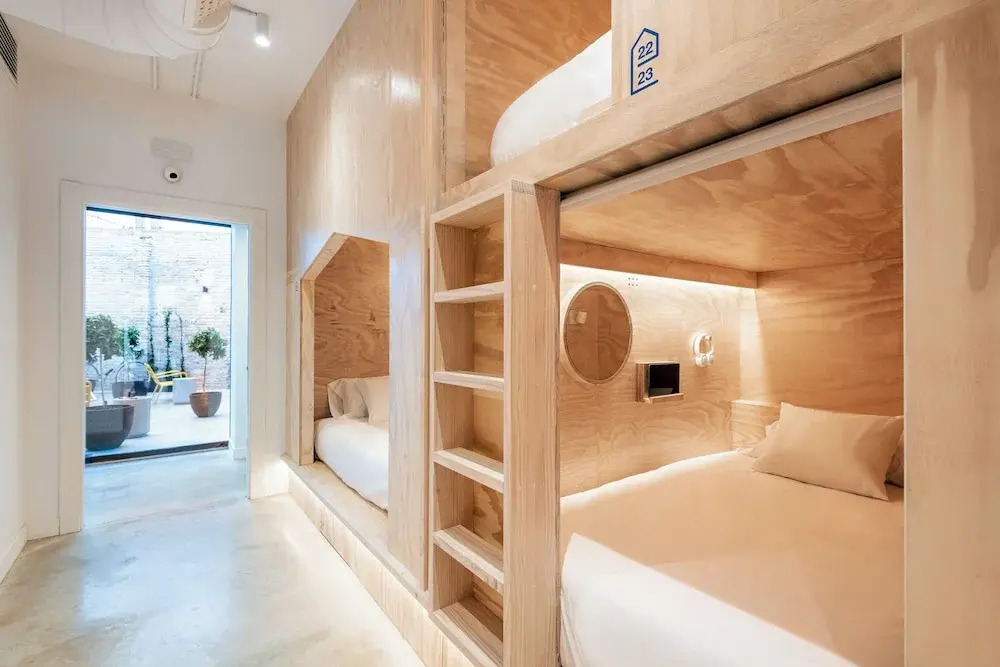 Colo Colo Hostel Valencia - Single Private Beds