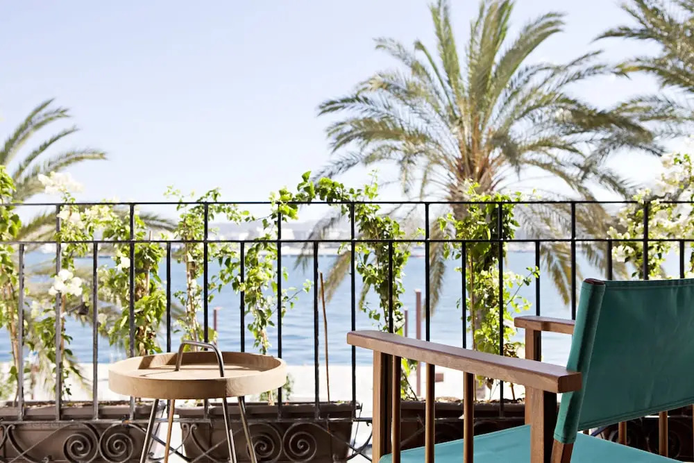 105 Suites @ Marina Magna