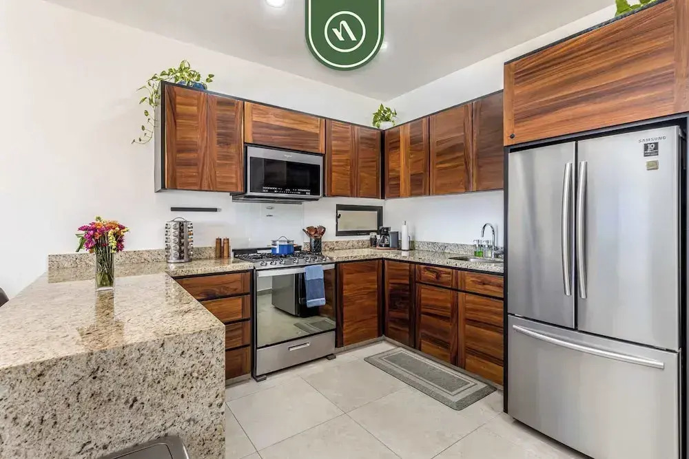 Amazing 2BR Condo With Rooftop Pool - BBQ