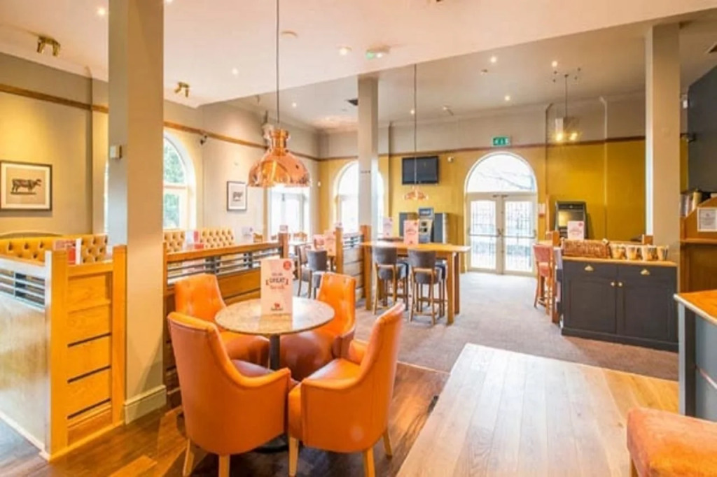Premier Inn Manchester Salford Quays