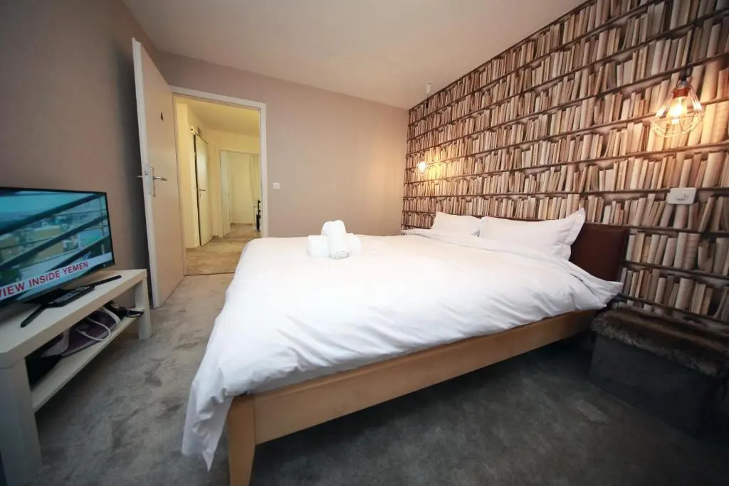 Cozy Apartment close to Cornavin Train Station and lake
