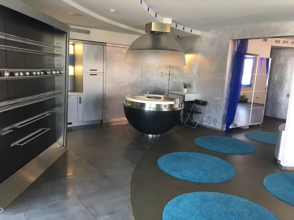 Dynasty Apartment 32 Floor