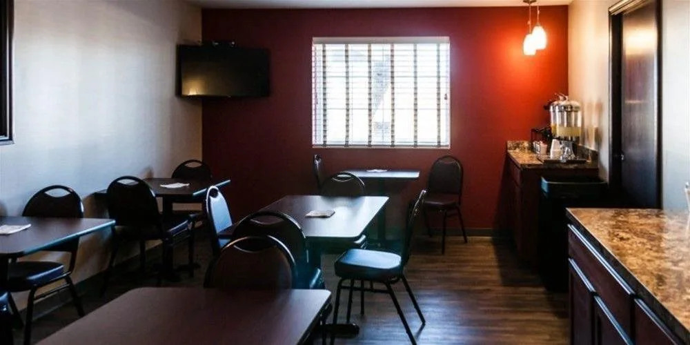 HolmeSuites Columbus Airport/DLA