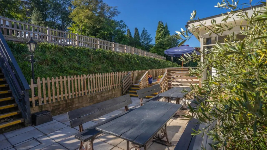 Harpers Steakhouse with Rooms, Haslemere
