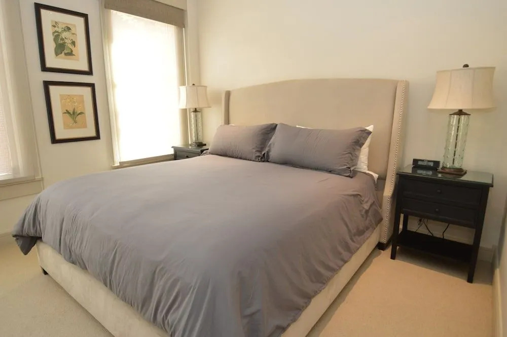 Obermeyer Place by Frias Properties
