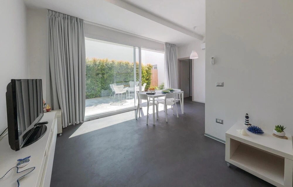 Awesome Apartment in San Cataldo With 1 Bedrooms, Wifi and Outdoor Swimming Pool