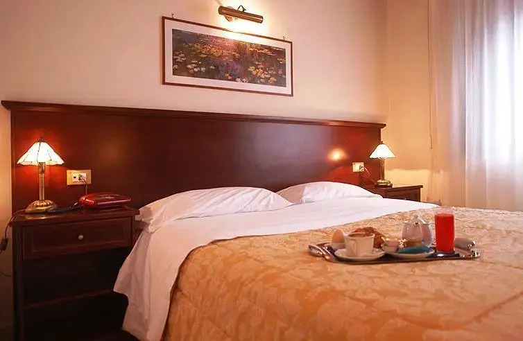 Hotel Rea