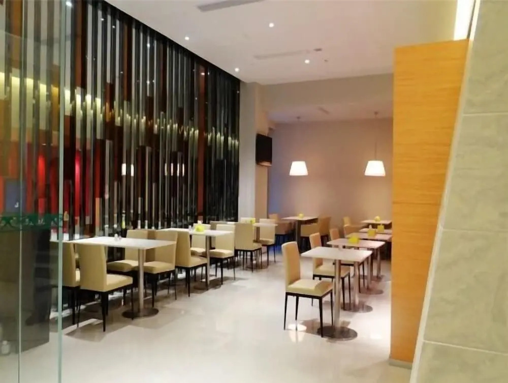 Jinjiang Inn Sanya International Shopping Center Seaview
