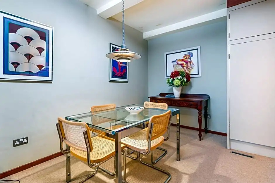 Princes Gate Mews by CAPITAL