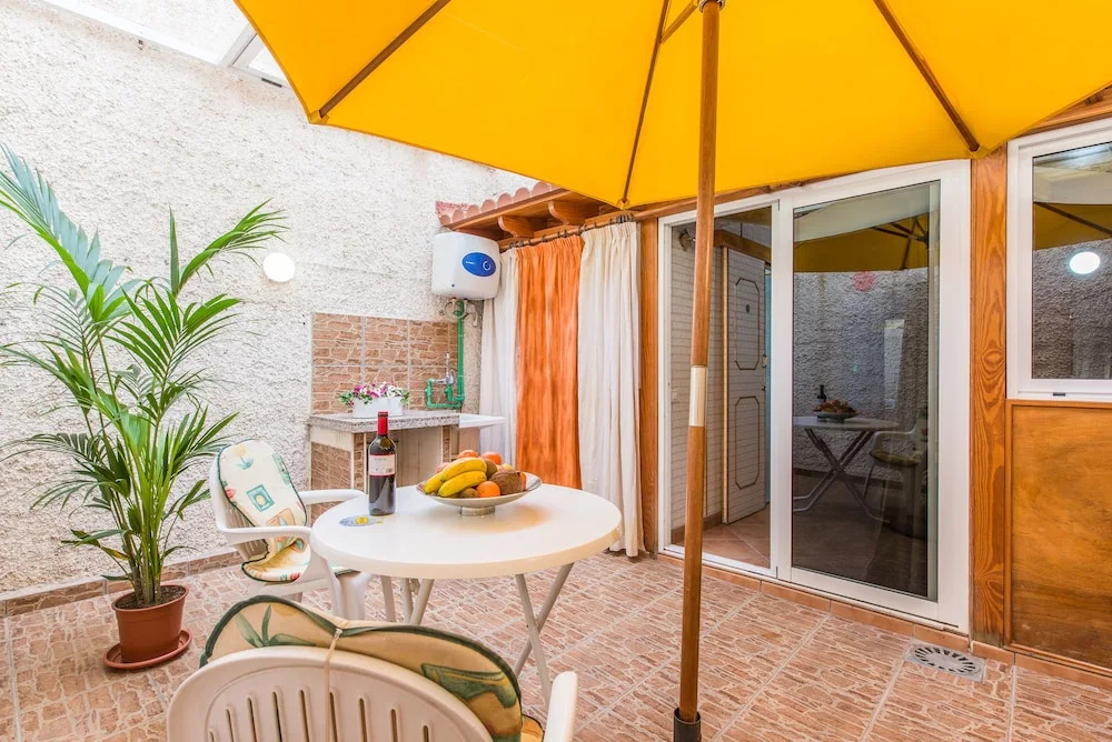 1b. Wonderful Apartment with Sea View in Playa De Las Vistas