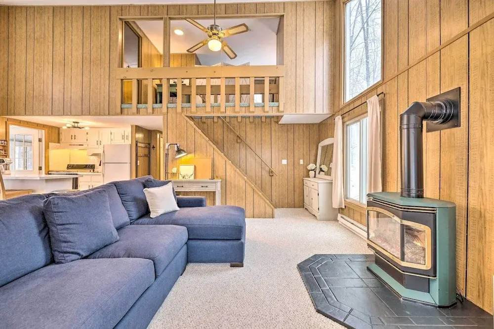 1 Block to Lake: Poconos Getaway w/ Fire Pit