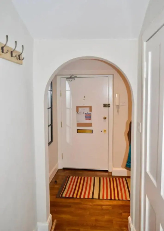 New Town Apartment Close to City Centre