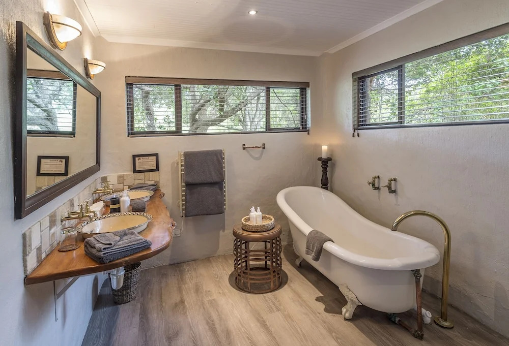 Kariega Game Reserve River Lodge