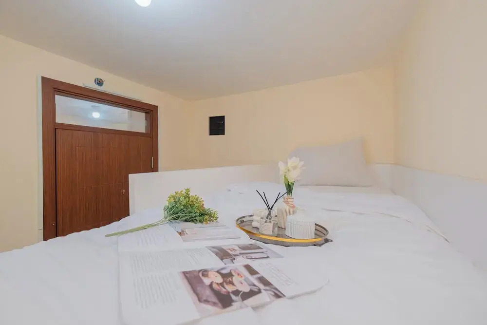 Homey 2Br Apartment At Cinere Resort Near Cinere Mall