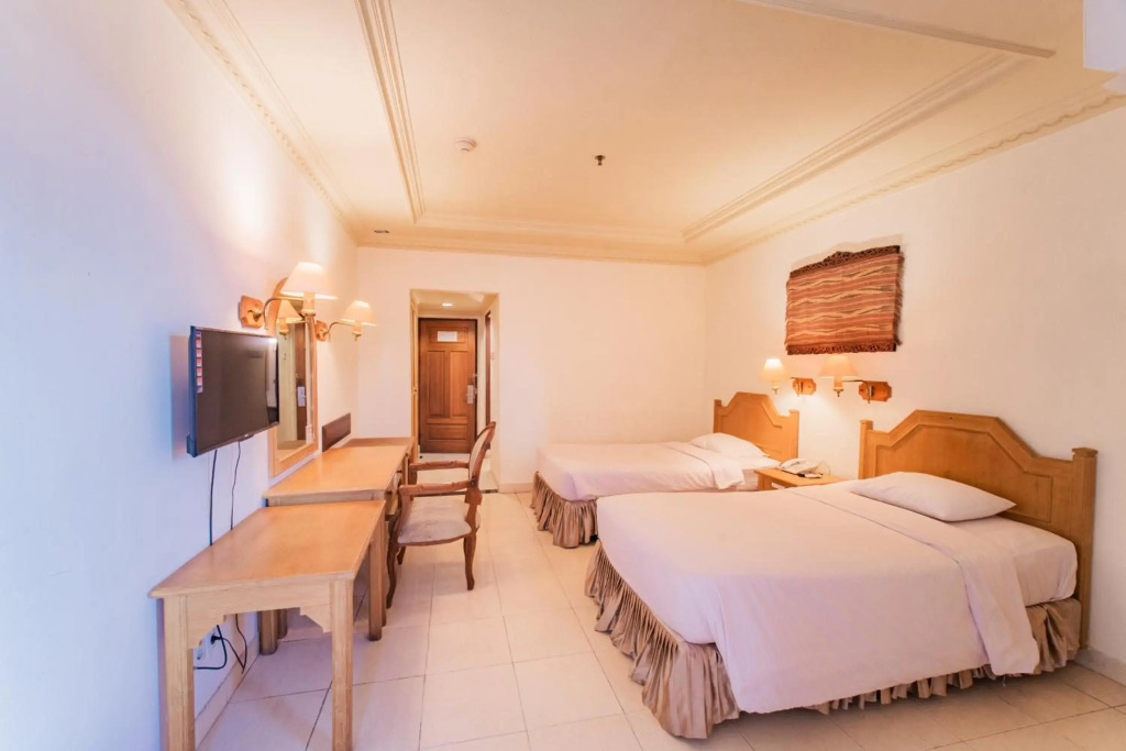 Capital O 1735 Adika Bahtera Hotel