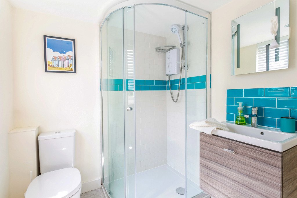 Perfect for family stays, ideal for walk to shops & restaurants