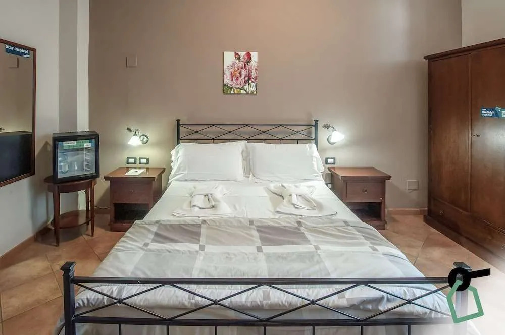 HOTIDAY Room Collection - Massa Alta