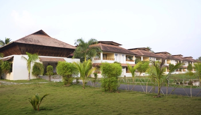 Manor Backwater Resort