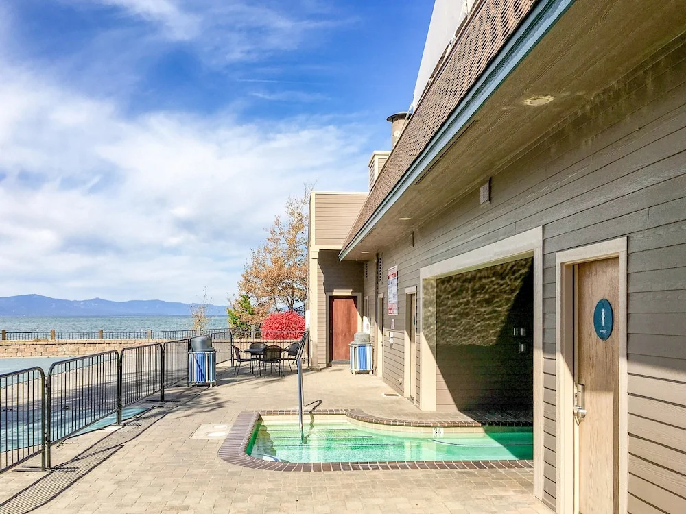 Lake Tahoe Condo #503 2 Bedrooms 2 Bathrooms Condo