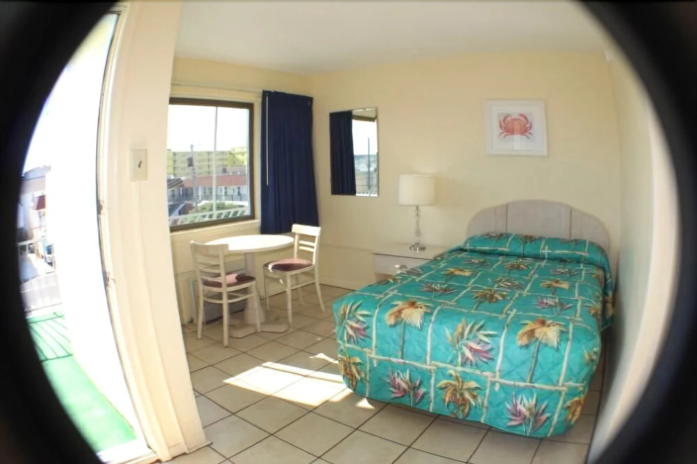 Sandpiper motel