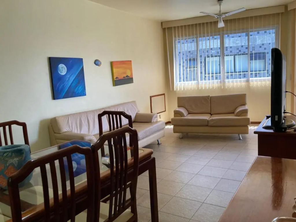 Joneson aluga um apto 3 Quartos na beira da Praia do Forte