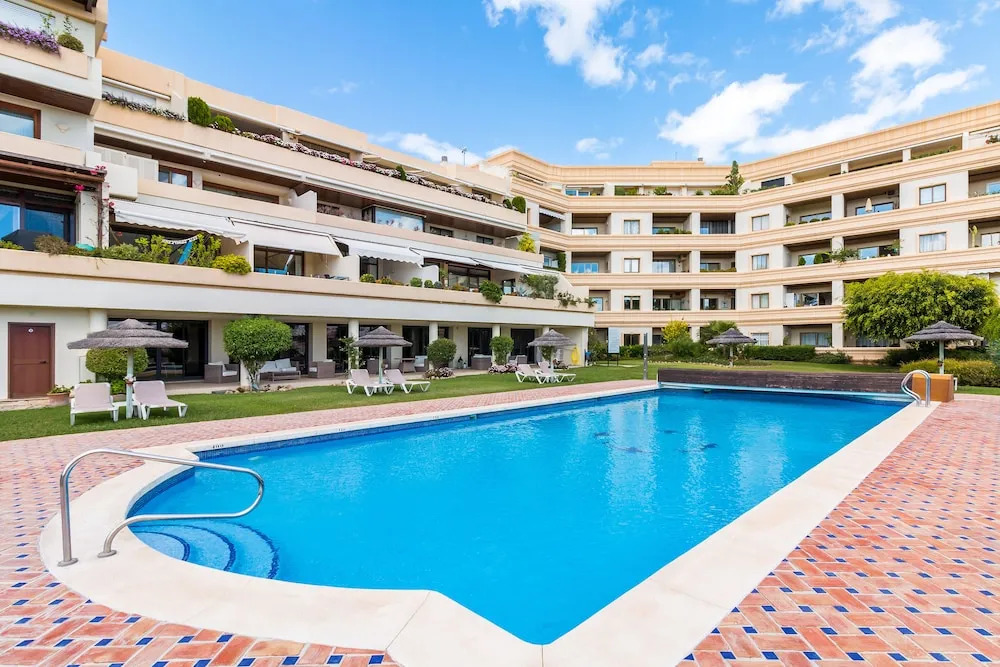 Modern villa close to Fontanilla Beach