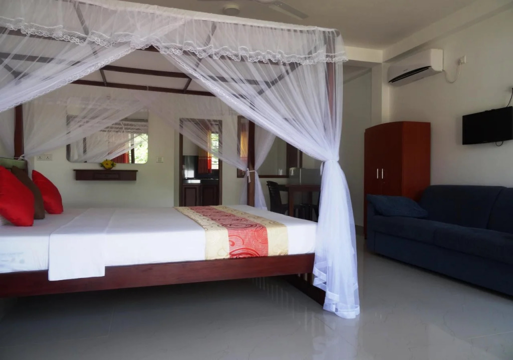 Hotel Corona