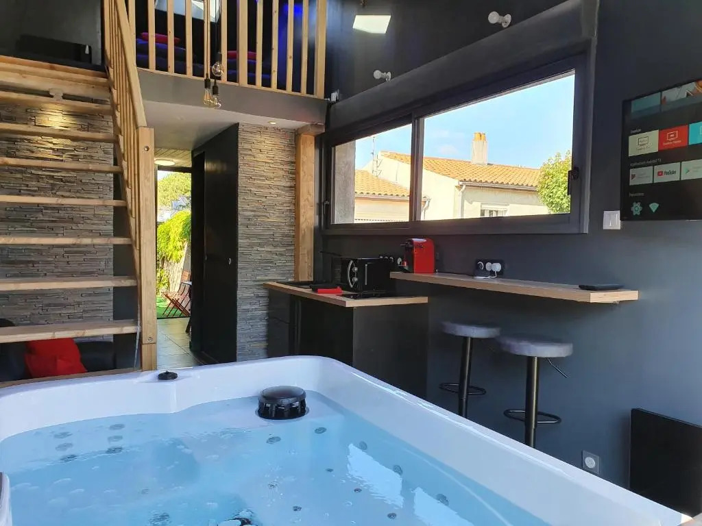 Loft SPA Bord de Mer Fouras - 800m Des Plages (Adults Only)