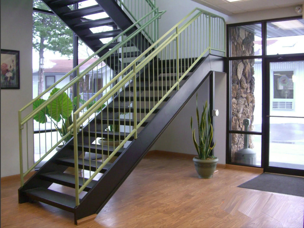 Quails Nest Inn & Suites