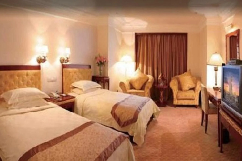 Donsen Hotel