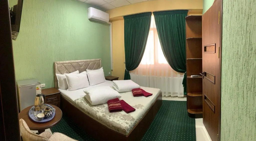 Hotel Shodlik