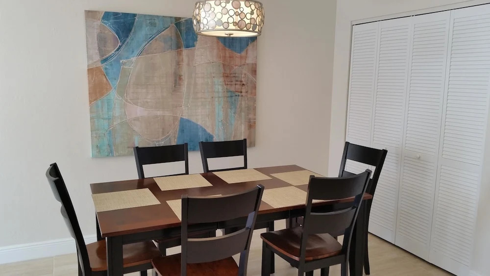 South Seas Tower 3 1009