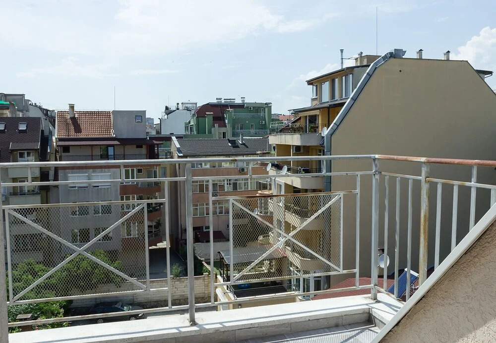 FM Premium 1-BDR Apartment with Parking Spot