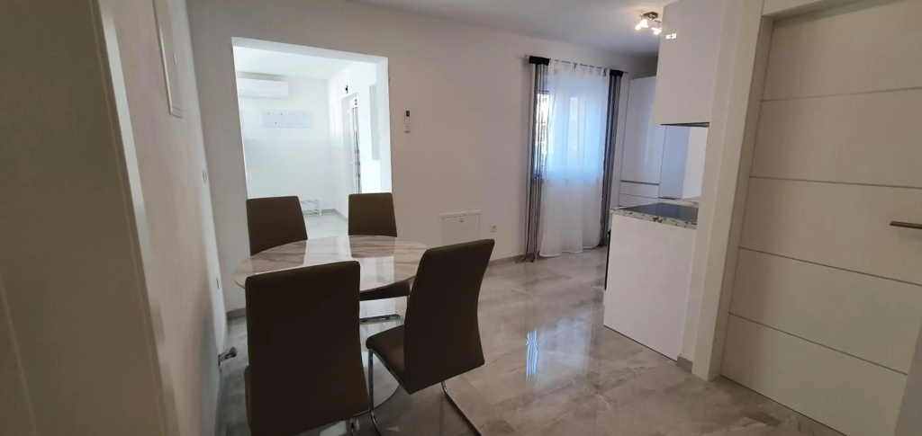 Apartmani Naomi&Leo
