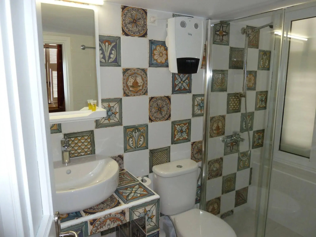 Pension Omorfi Poli