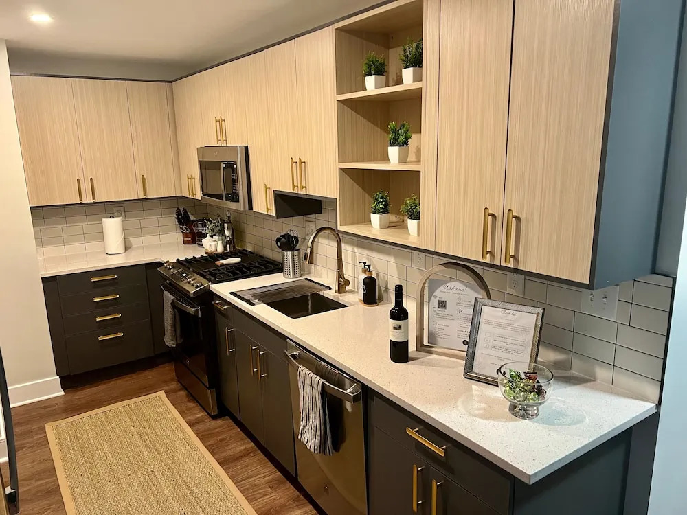 ComfyGetaway by DC,Metro,Airport