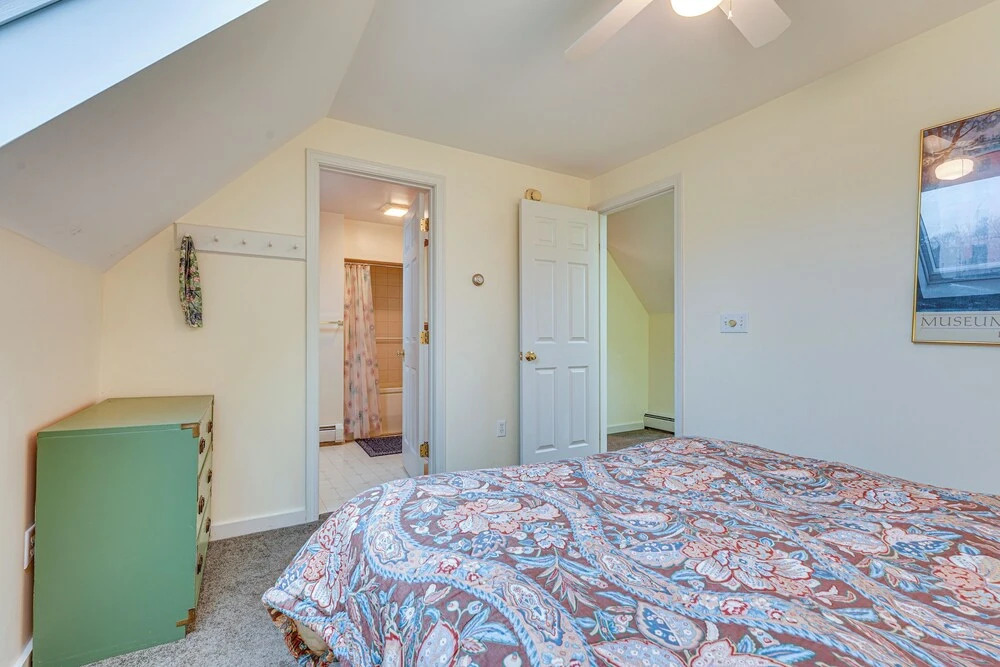 Spacious Ludlow Hideaway < 1 Mi to Okemo Mountain!